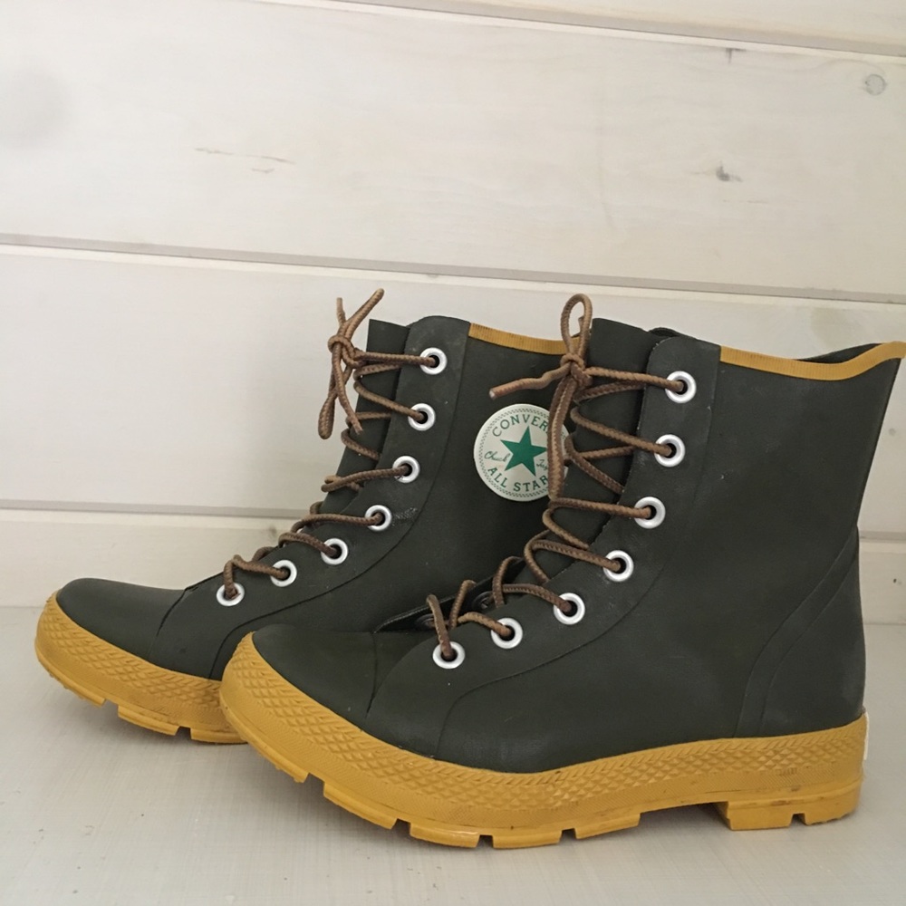 Converse Rain / Mud Boots